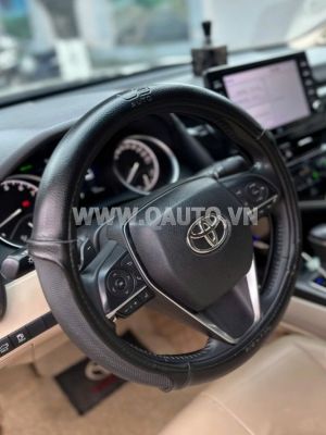 Xe Toyota Camry 2.0Q 2021