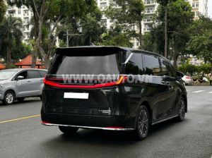 Xe Lexus LM 500h 2024
