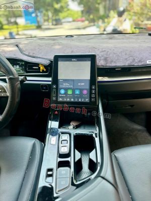 Xe Hyundai Custin Cao Cấp 2.0T 2023