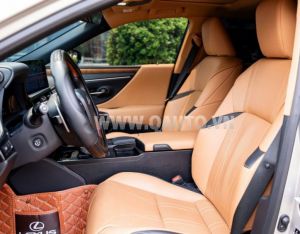 Xe Lexus ES 250 2022
