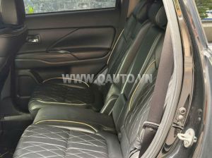 Xe Mitsubishi Outlander 2.0 CVT 2022