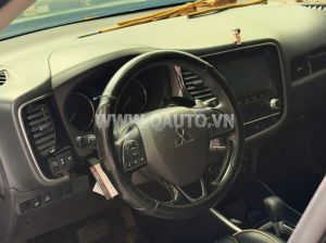Xe Mitsubishi Outlander 2.0 CVT 2022