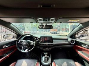 Xe Kia K3 Premium 1.6 AT 2022