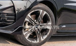 Xe Kia K5 Premium 2.0 AT 2024