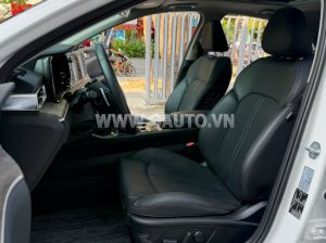 Xe Kia K5 Premium 2.0 AT 2024