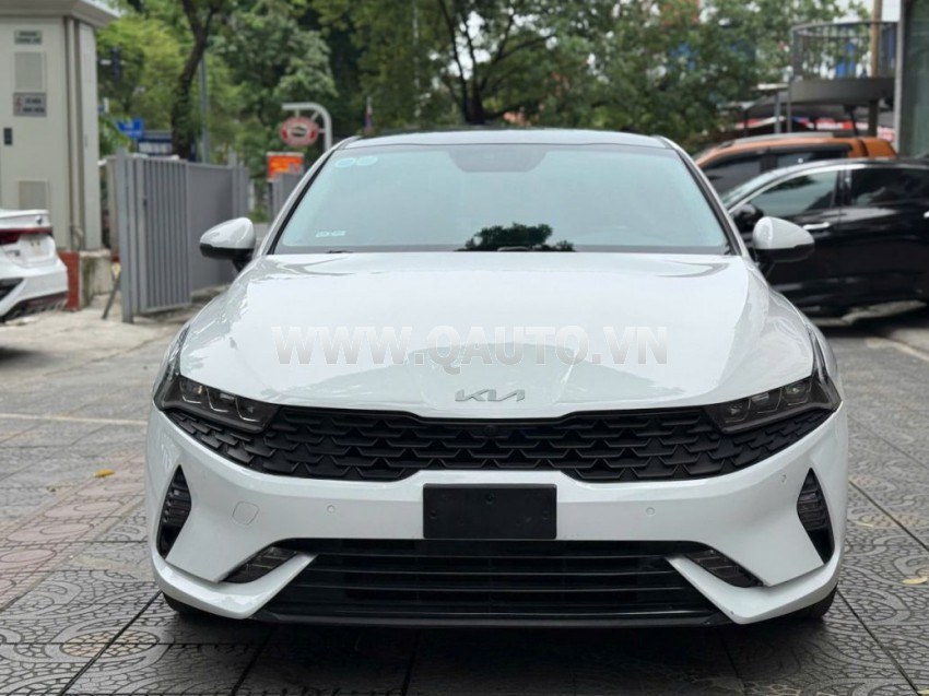 Kia K5 Luxury 2.0 AT 2023