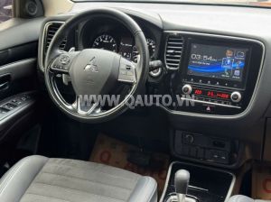 Xe Mitsubishi Outlander 2.0 CVT 2022
