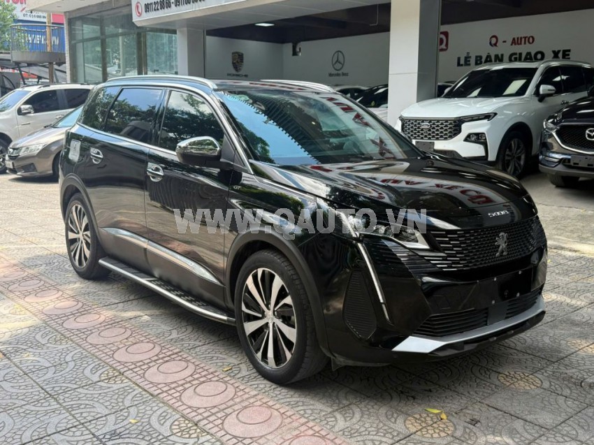 Peugeot 5008 GT 1.6 AT 2022