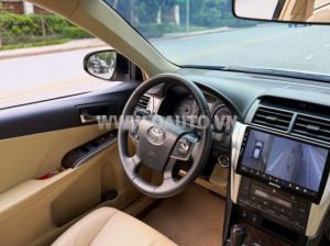 Xe Toyota Camry 2.0E 2015