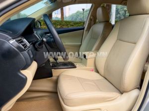 Xe Toyota Camry 2.0E 2015