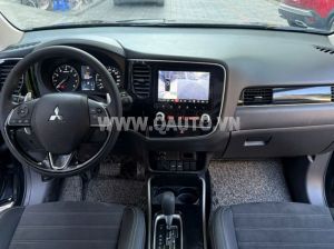 Xe Mitsubishi Outlander 2.0 CVT 2022