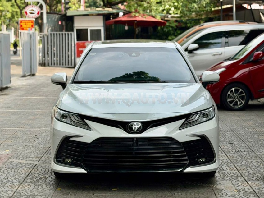 Toyota Camry 2.5Q 2022