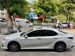 Xe Toyota Camry 2.5Q 2022
