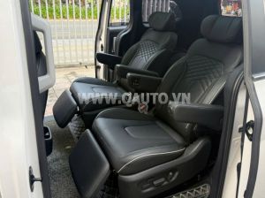 Xe Hyundai Custin Cao Cấp 2.0T 2024