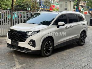 Xe Hyundai Custin Cao Cấp 2.0T 2024